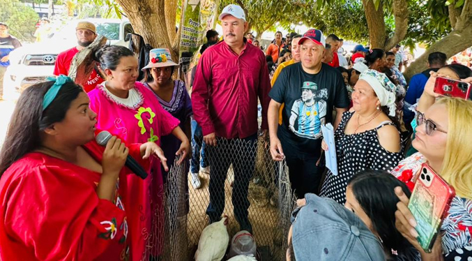 Ministro Prado y gobernador Caldera impulsan Plan de la Economía Comunal