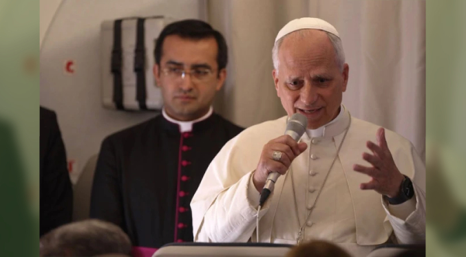 «La unidad o división de la Iglesia no gira en torno a cuestiones sexuales”, afirma el Papa al regresar de África