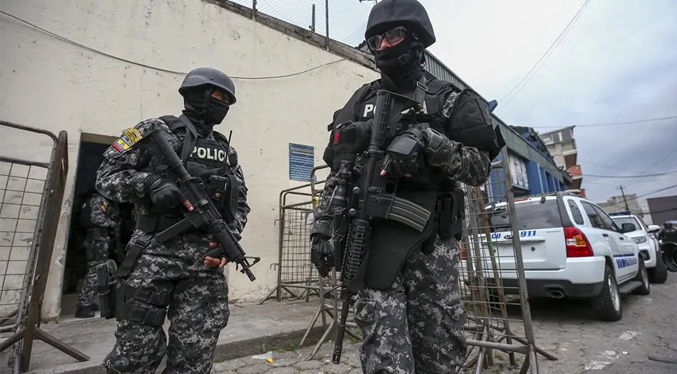 Ecuador detiene a cabecilla de Los Lobos que fue testigo protegido en caso Villavicencio