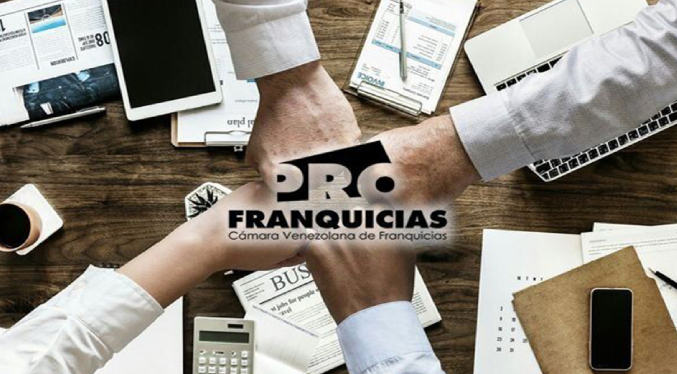 Sector franquicias proyecta expansión de 10 % a 15 % en 2026