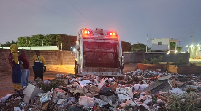 Cuadrillas nocturnas del IMA sanean espacios de Altos del Sol Amada y Lago Azul