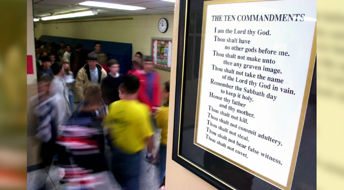 Una corte autoriza exhibir los Diez Mandamientos en escuelas de Texas