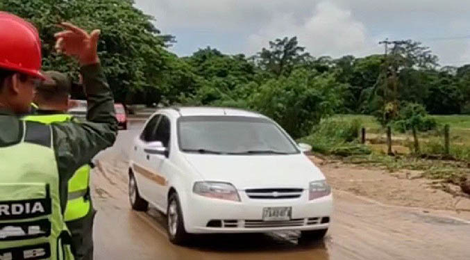 Restituyen el paso vehicular en la Troncal 001 de Táchira
