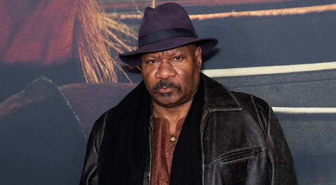El actor Ving Rhames recibe atención médica urgente tras colapso en un restaurante