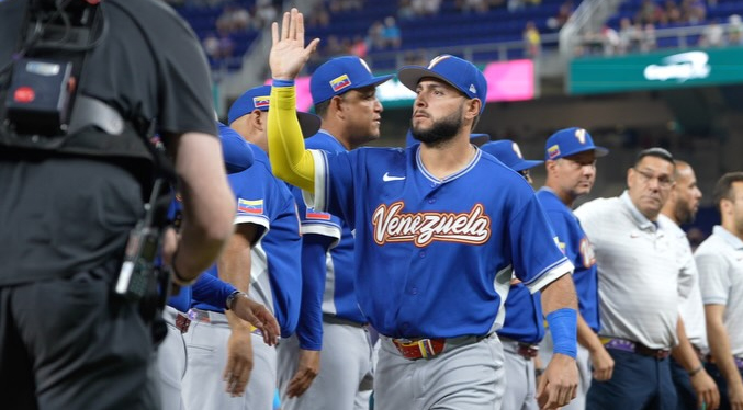 Alcaldía de Maracacibo entregará llaves de la ciudad a los beisbolistas Wilyer Abreu y Jackson Chourio