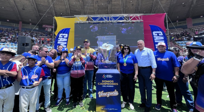 Copa del Clásico Mundial de Béisbol desbordó de alegría al pueblo zuliano