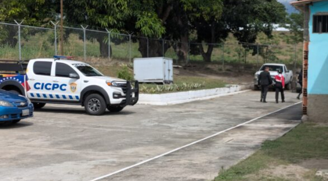 Entierra a su hija recién nacida en el patio de su casa en Yaracuy