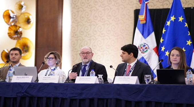 La Unión Europea y Latinoamérica amplían su cooperación en políticas de drogas