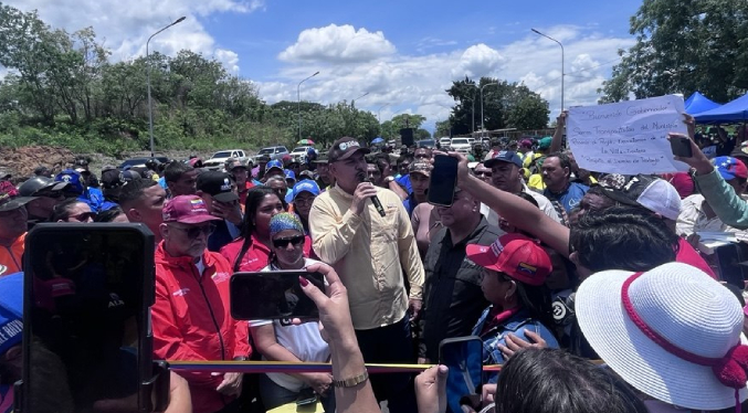 Gobernador entrega rehabilitación de 50 kilómetros de la Troncal 6 en Machiques de Perijá