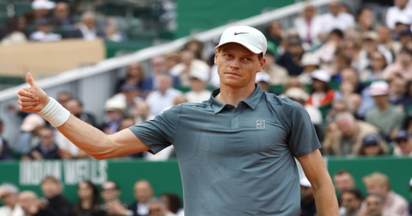 Sinner le gana a Alcaraz la batalla por el título y el número uno