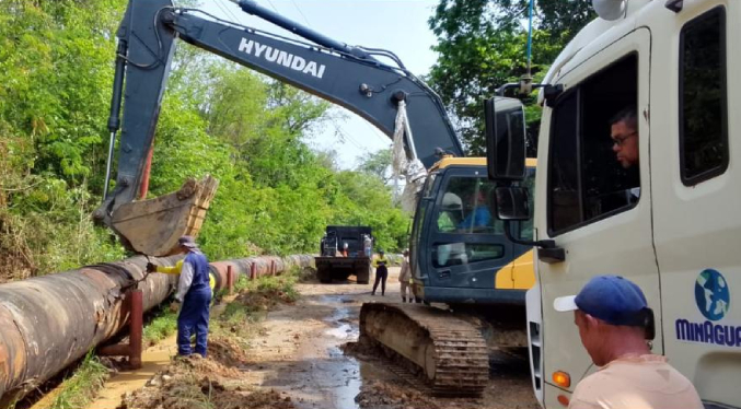 Plan Hídrico en la COL sustituye 300 metros de tubería para mejorar servicios desde embalse Burro Negro