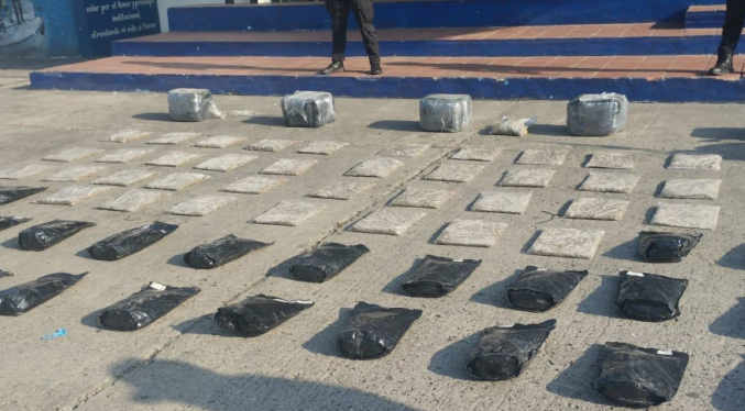 Ecuador decomisa más de 70 kilos de marihuana en operativos durante el toque de queda