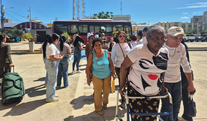Con recorrido por el Lago de Maracaibo más de 50 adultos mayores disfrutaron su semana