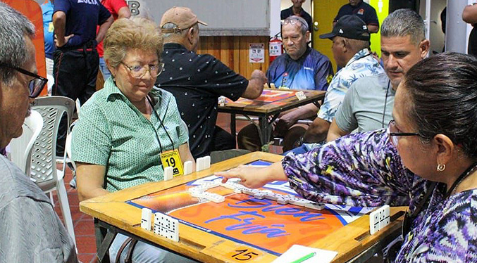 Alcaldía de Maracaibo promueve turismo de recreación con torneo de dominó