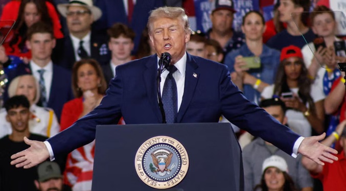 Trump dice que Irán «nunca tendrá un arma nuclear» y que la guerra «se resolverá pronto»