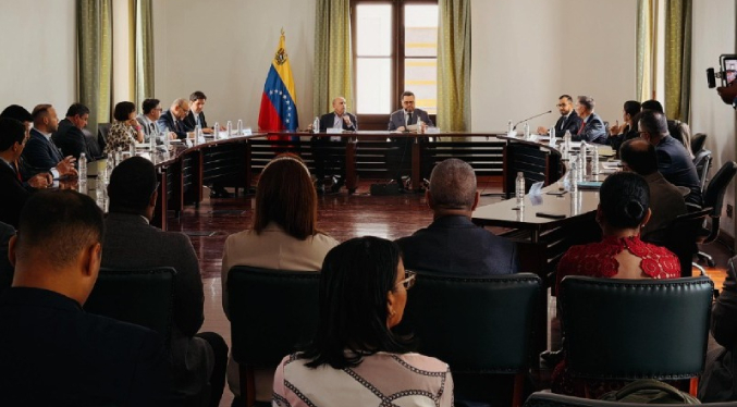 Grupo de Amistad Parlamentaria Venezuela-EEUU se reunirá con el encargado de negocios John Barrett