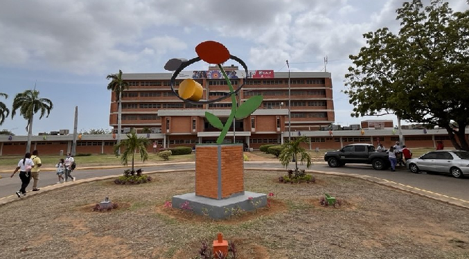 Gobernador Caldera entrega áreas rehabilitadas del Hospital de Especialidades Pediátricas