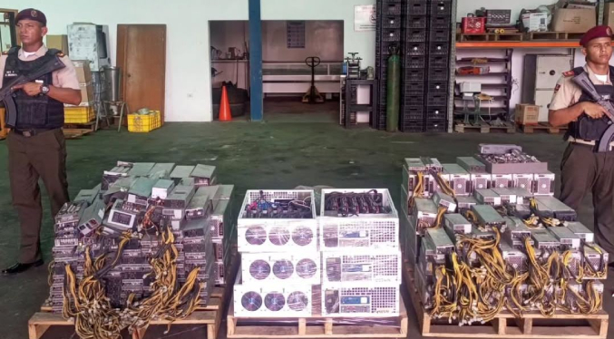 Incautan más de 100 máquinas de minería digital en el estado Bolívar