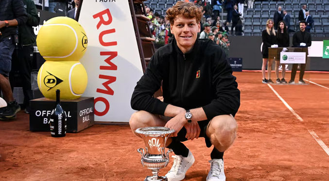 El tenista Jannik Sinner hizo historia al conquistar el Masters 1.000 de Roma