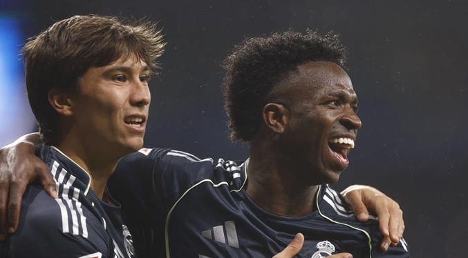 El Real Madrid evita el alirón del Barcelona con un doblete de Vinicius