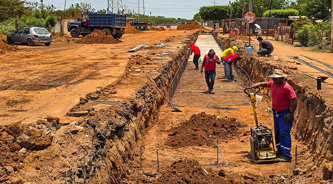 Gobernador Luis Caldera avanza en la rehabilitación de la carretera vía a La Concepción