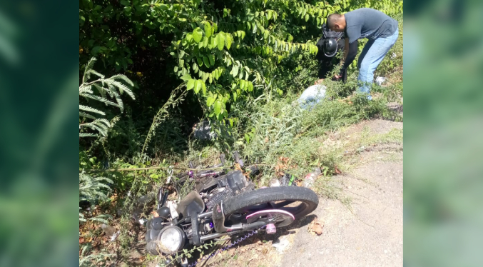 Muere sargento de la GNB en accidente de moto cerca del Planetario Simón Bolívar; mujer queda herida