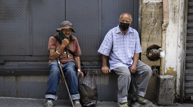 Más de 365 mil adultos mayores en Venezuela están en situación de vulnerabilidad