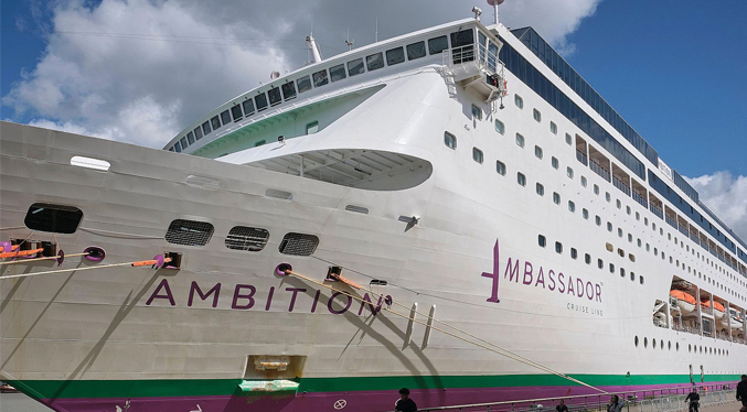 España autoriza desembarque del crucero afectado por brote de gastroenteritis