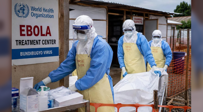 OMS baja el riesgo global de la actual epidemia de ébola