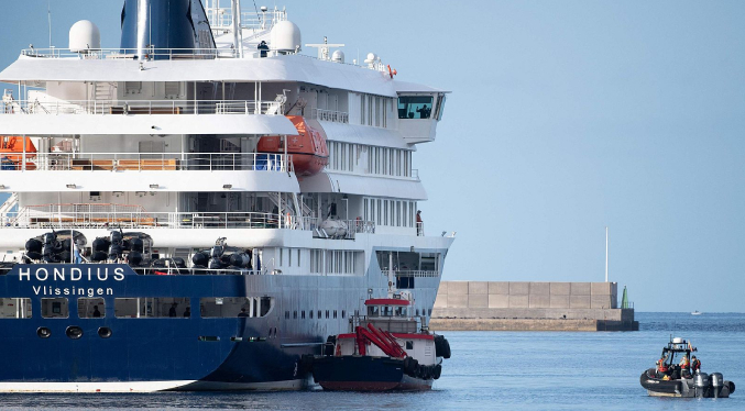 Los ocupantes del crucero afectado por hantavirus vuelan a sus países