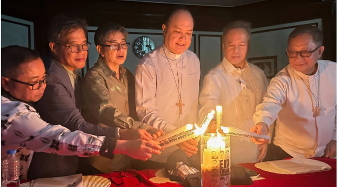 Obispo filipino y exjuez de la CPI lideran nueva pesquisa sobre miles de muertes en la era Duterte