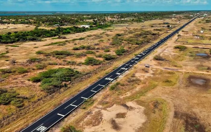 Plan Estadal de Vialidad supera las 445 mil toneladas de asfalto en menos de un año de gestión del gobernador Caldera