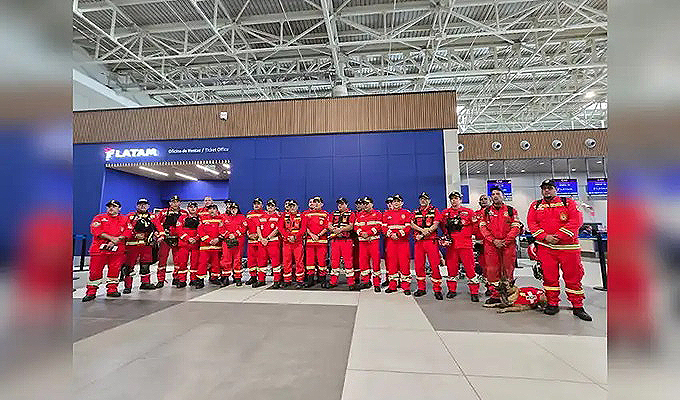 Los bomberos voluntarios de Perú parten a participar en tareas de rescate en Venezuela