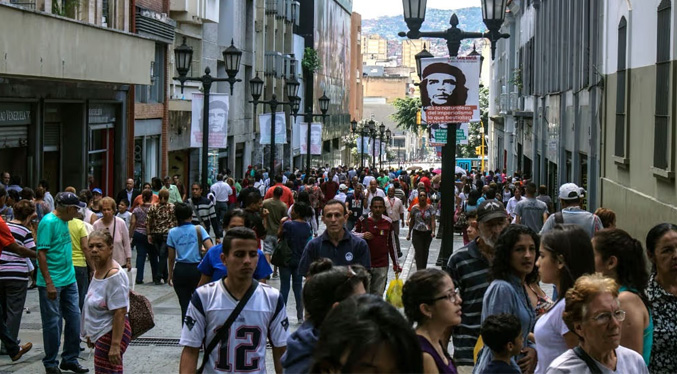 Tras cinco meses sin Maduro, Venezuela sigue esperando el alivio económico y político