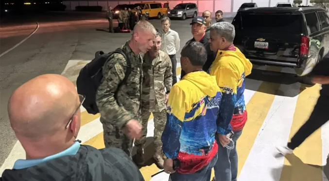 Comando Sur de Estados Unidos entrega suministros para asistencia en desastres
