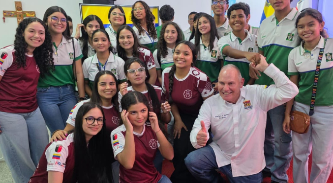 Alcalde Di Martino: “Como padres sigamos siendo ejemplo de amor por la familia y la ciudad”