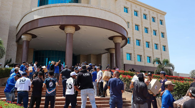 Alcaldía de Maracaibo facilita el traslado de 20 toneladas de ayuda recabada por Hospital Madre Rafols y Niños Cantores