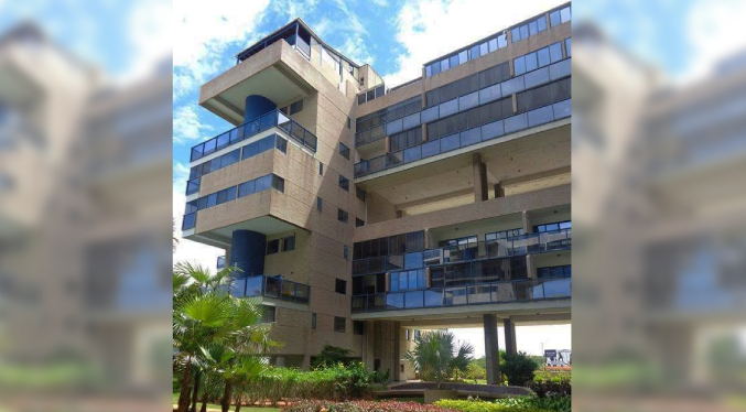 Mujer fallece tras caer del octavo piso de un edificio en Porlamar