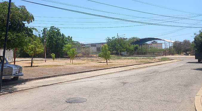 IMA atiende a la urbanización Pomona con jornadas de recolección de desechos y limpieza