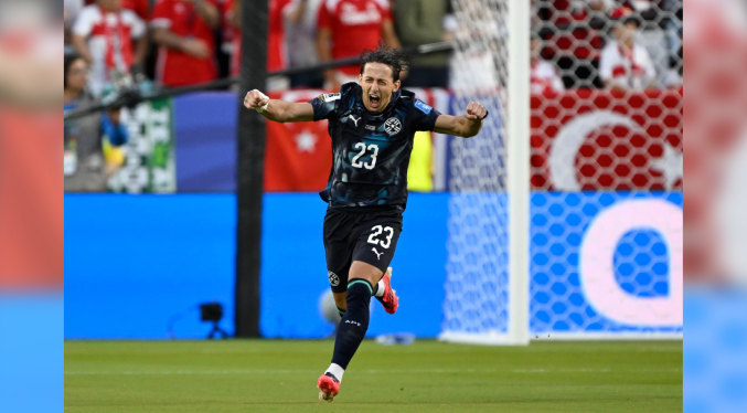 Paraguay resiste medio partido con 10 hombres y vence 1-0 a Turquía; EEUU gana el Grupo D