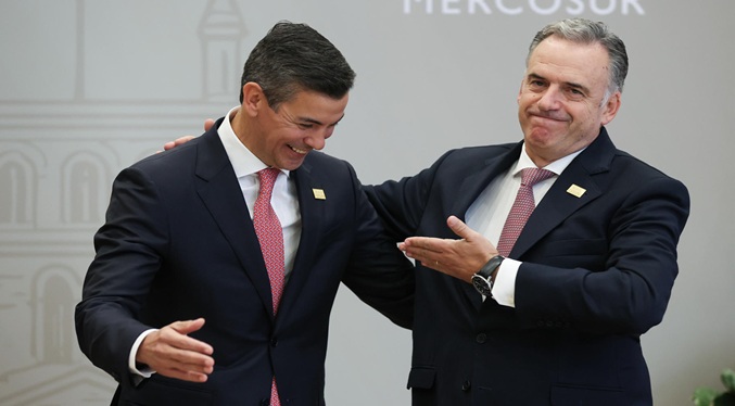 Paraguay entrega presidencia del Mercosur a Uruguay, que priorizará acuerdos comerciales