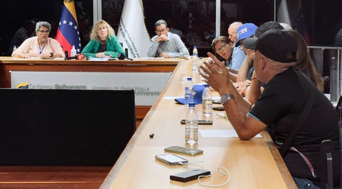 Min-Educación Universitaria y gremios evalúan agenda de trabajo para atender fallas del sector