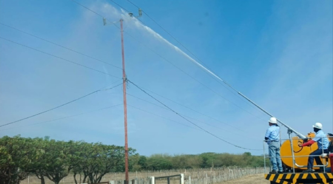 Plan de Lavado fortalece operatividad de la red eléctrica en Zulia