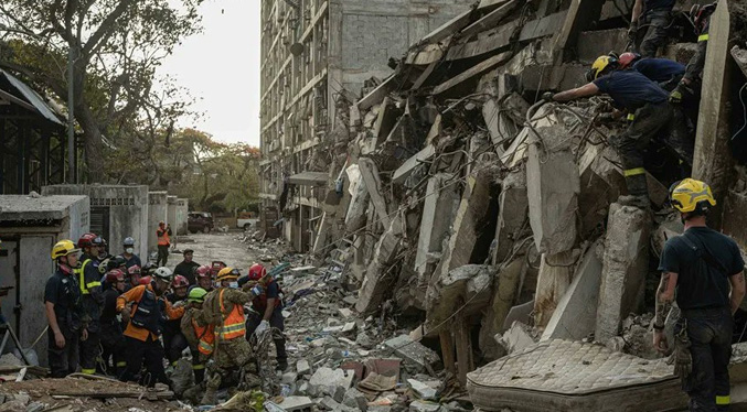 Españoles fallecidos en el terremoto suben a 18 y 144 desaparecidos
