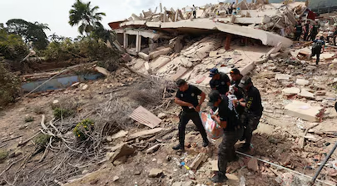 Asciende a 589 fallecidos y 2980 heridos las víctimas por los terremotos en Venezuela