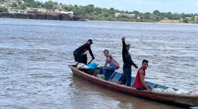 Crecida del nivel del río Orinoco amenaza en cuatro estados