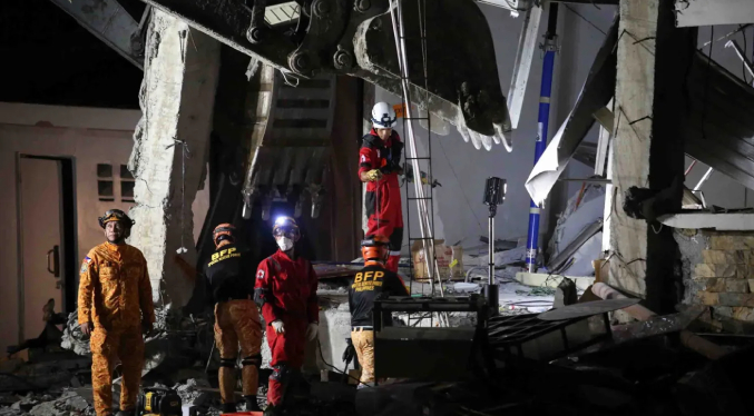 Filipinas reporta 45 muertos y busca a 17 desaparecidos tras sismo que dejó 630 heridos