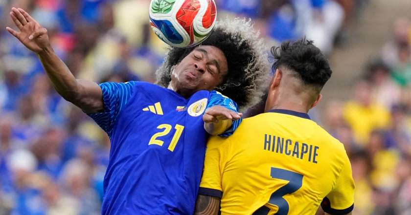 Con actuación histórica de su portero Curazao logra 1er punto en los mundiales ante Ecuador