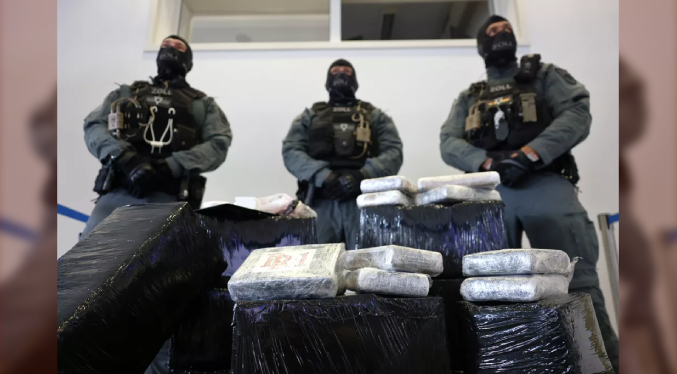 Alemania incauta toneladas de cocaína mientras España detiene a sospechosos