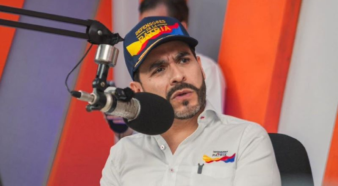 De la Espriella responde que no ha planteado desconocer la soberanía de Venezuela